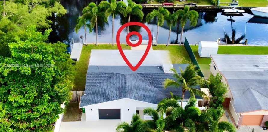 Villa ou maison à Dania Beach, Floride 3 chambres, 143.07 m2 № 1887927