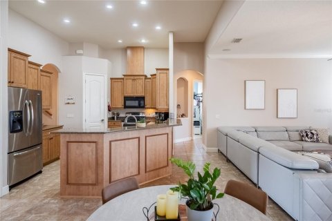 Casa en venta en Lakeland, Florida, 5 dormitorios, 293.39 m2 № 1628367 - foto 11