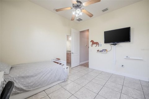 Casa en venta en Lakeland, Florida, 5 dormitorios, 293.39 m2 № 1628367 - foto 27
