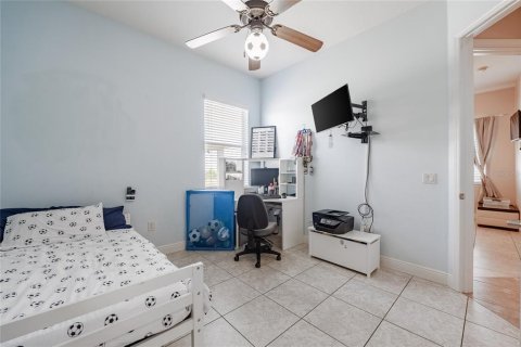 Casa en venta en Lakeland, Florida, 5 dormitorios, 293.39 m2 № 1628367 - foto 23