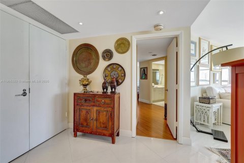 Condominio en venta en Aventura, Florida, 3 dormitorios, 181.16 m2 № 1963511 - foto 5