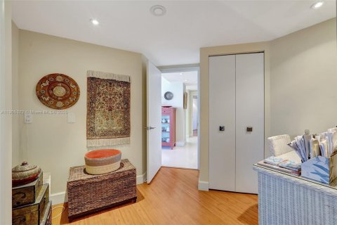 Condominio en venta en Aventura, Florida, 3 dormitorios, 181.16 m2 № 1963511 - foto 10