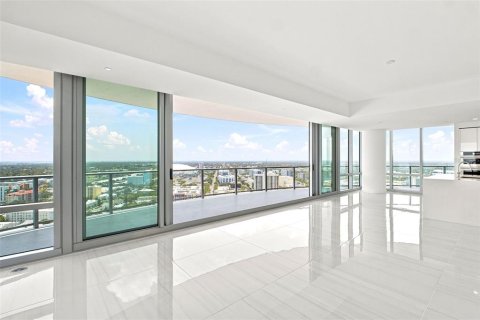 Condo in Saint Petersburg, Florida, 3 bedrooms  № 2237343 - photo 12