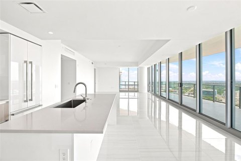 Condo in Saint Petersburg, Florida, 3 bedrooms  № 2237343 - photo 19