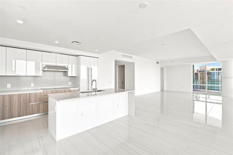 Condo in Saint Petersburg, Florida, 3 bedrooms  № 2237343 - photo 21