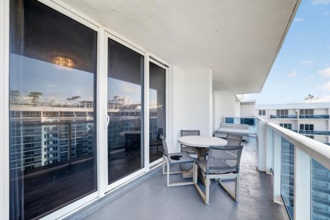 Copropriété à louer à Miami Beach, Floride: 3 chambres, 169.08 m2 № 2147319 - photo 22