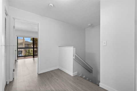 Copropriété à vendre à Miami, Floride: 3 chambres, 132.29 m2 № 1973382 - photo 19