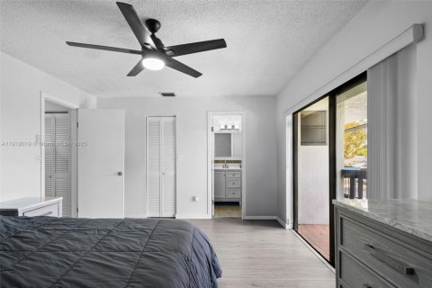 Copropriété à vendre à Miami, Floride: 3 chambres, 132.29 m2 № 1973382 - photo 21