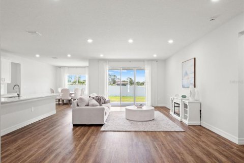Casa en venta en Palm Bay, Florida, 4 dormitorios, 230.21 m2 № 2097969 - foto 7