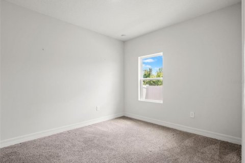 Casa en venta en Palm Bay, Florida, 4 dormitorios, 230.21 m2 № 2097969 - foto 27
