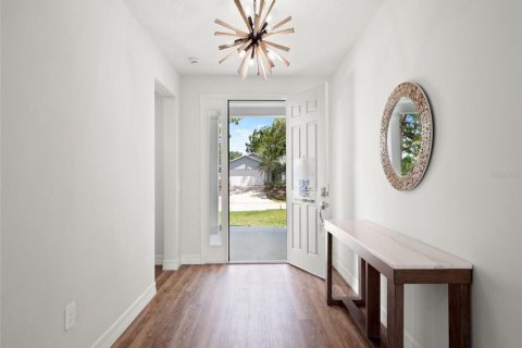 Casa en venta en Palm Bay, Florida, 4 dormitorios, 230.21 m2 № 2097969 - foto 6