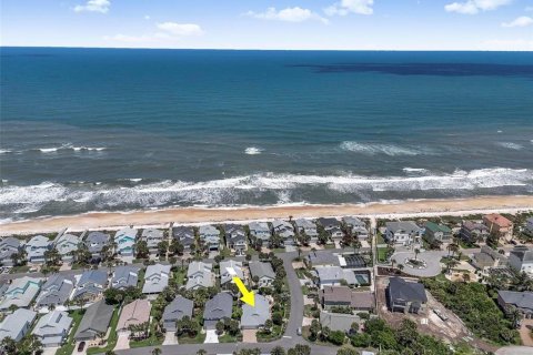 House in Palm Coast, Florida 3 bedrooms, 128.39 sq.m. № 2195433 - photo 2