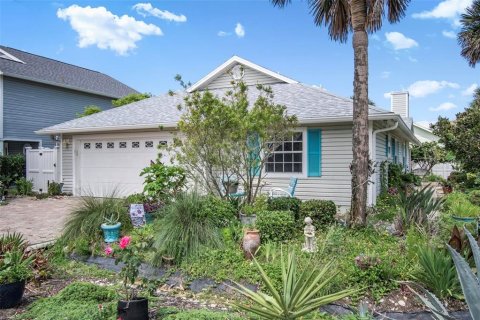 House in Palm Coast, Florida 3 bedrooms, 128.39 sq.m. № 2195433 - photo 6