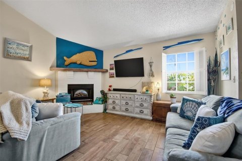 House in Palm Coast, Florida 3 bedrooms, 128.39 sq.m. № 2195433 - photo 18