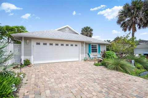 House in Palm Coast, Florida 3 bedrooms, 128.39 sq.m. № 2195433 - photo 7