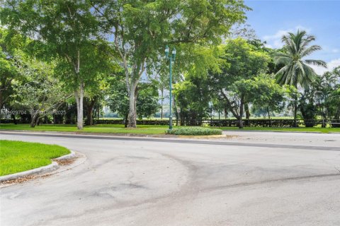 Снять в аренду кондоминиум в Авентура, Флорида 2 спальни, 87.7м2, № 1989669 - фото 23