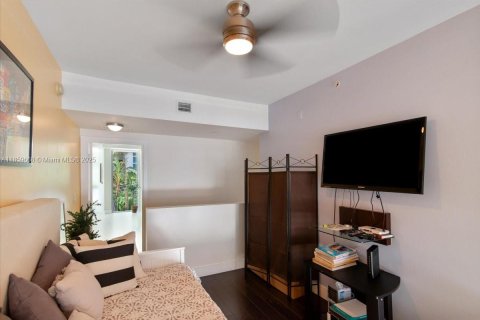 Condominio en venta en Miami Beach, Florida, 2 dormitorios, 157.93 m2 № 1888402 - foto 26