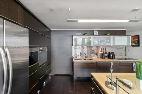 Condominio en venta en Miami Beach, Florida, 2 dormitorios, 157.93 m2 № 1888402 - foto 15