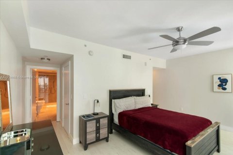 Condominio en venta en Miami Beach, Florida, 2 dormitorios, 157.93 m2 № 1888402 - foto 29