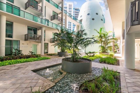 Condominio en venta en Miami Beach, Florida, 2 dormitorios, 157.93 m2 № 1888402 - foto 7