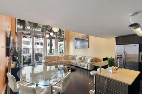 Condominio en venta en Miami Beach, Florida, 2 dormitorios, 157.93 m2 № 1888402 - foto 30