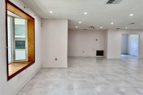 Casa en venta en Palmetto Bay, Florida, 3 dormitorios, 202.9 m2 № 1752416 - foto 18
