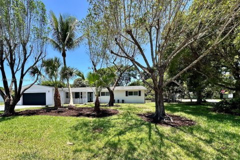 Casa en venta en Palmetto Bay, Florida, 3 dormitorios, 202.9 m2 № 1752416 - foto 5
