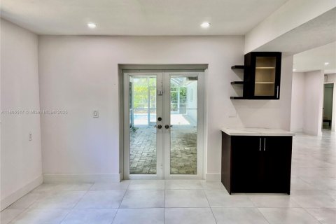 Casa en venta en Palmetto Bay, Florida, 3 dormitorios, 202.9 m2 № 1752416 - foto 28