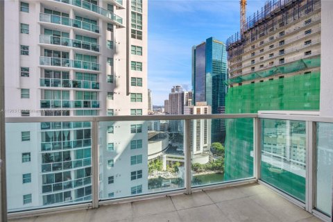 Condo in Miami, Florida, 1 bedroom  № 1954526 - photo 11