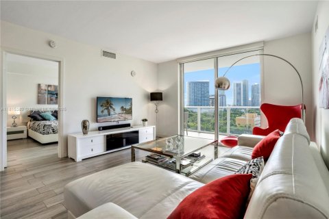 Condominio en alquiler en Miami, Florida, 2 dormitorios, 92.81 m2 № 2054320 - foto 13