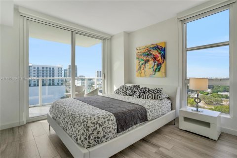 Condominio en alquiler en Miami, Florida, 2 dormitorios, 92.81 m2 № 2054320 - foto 8