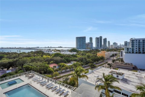 Condominio en alquiler en Miami, Florida, 2 dormitorios, 92.81 m2 № 2054320 - foto 3