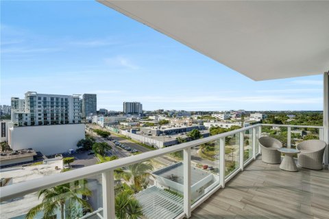 Condominio en alquiler en Miami, Florida, 2 dormitorios, 92.81 m2 № 2054320 - foto 19