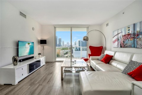 Condominio en alquiler en Miami, Florida, 2 dormitorios, 92.81 m2 № 2054320 - foto 12