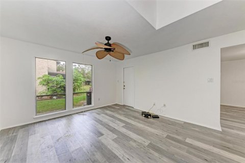 Townhouse in Sarasota, Florida 3 bedrooms, 139.35 sq.m. № 1513575 - photo 11