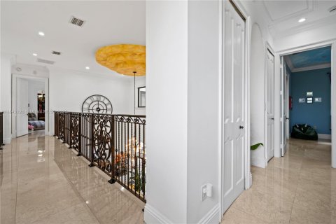 Villa ou maison à vendre à Miami, Floride: 4 chambres, 377.74 m2 № 1846306 - photo 23