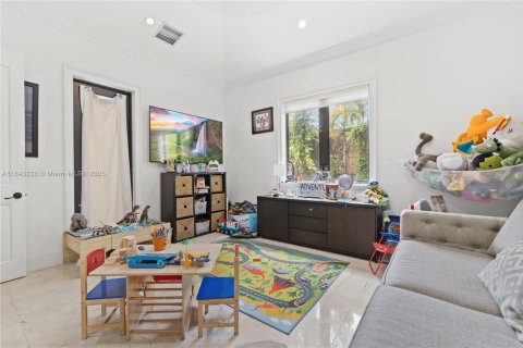 Villa ou maison à vendre à Miami, Floride: 4 chambres, 377.74 m2 № 1846306 - photo 21