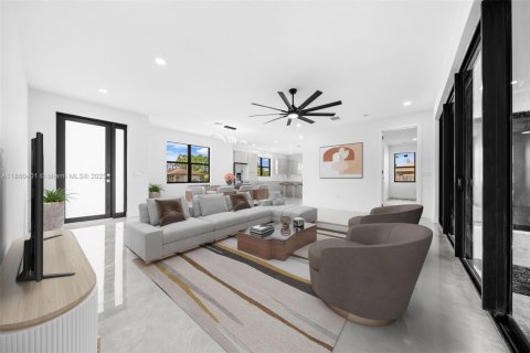 Купить виллу или дом в Палм-Бей, Флорида 8 комнат, 253.99м2, № 1957723 - фото 4