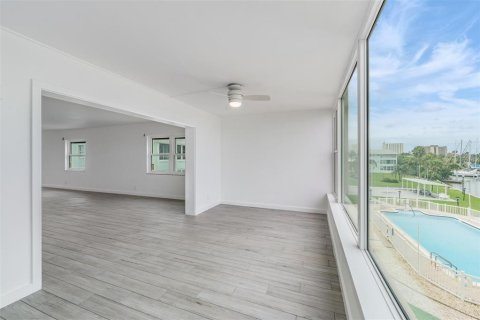Copropriété à vendre à South Pasadena, Floride: 2 chambres, 155.15 m2 № 1816848 - photo 9