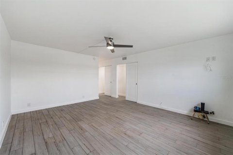 Copropriété à vendre à South Pasadena, Floride: 2 chambres, 155.15 m2 № 1816848 - photo 18