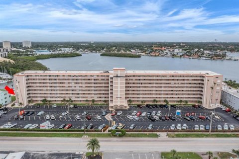 Copropriété à vendre à South Pasadena, Floride: 2 chambres, 155.15 m2 № 1816848 - photo 1