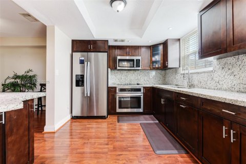 Townhouse in Cutler Bay, Florida 4 bedrooms, 120.12 sq.m. № 1892560 - photo 9