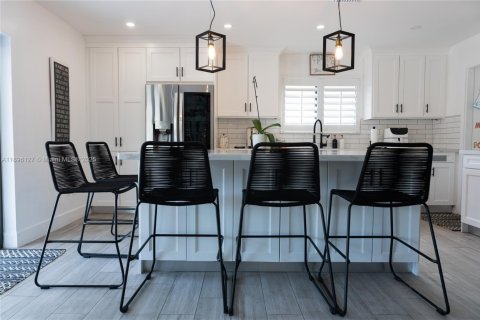 House in Cutler Bay, Florida 4 bedrooms, 152.92 sq.m. № 1947777 - photo 11