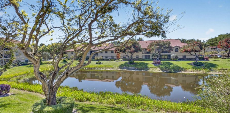 Condominio en Boynton Beach, Florida, 3 dormitorios  № 2146208