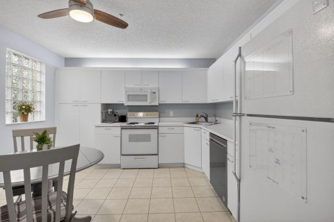 Condominio en venta en Boynton Beach, Florida, 3 dormitorios, 103.59 m2 № 2146208 - foto 11