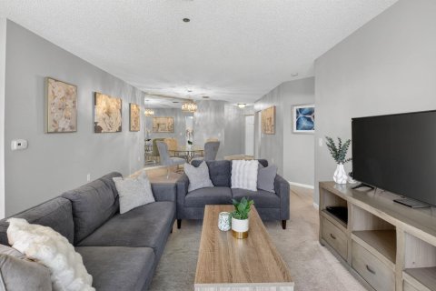 Condominio en venta en Boynton Beach, Florida, 3 dormitorios, 103.59 m2 № 2146208 - foto 4