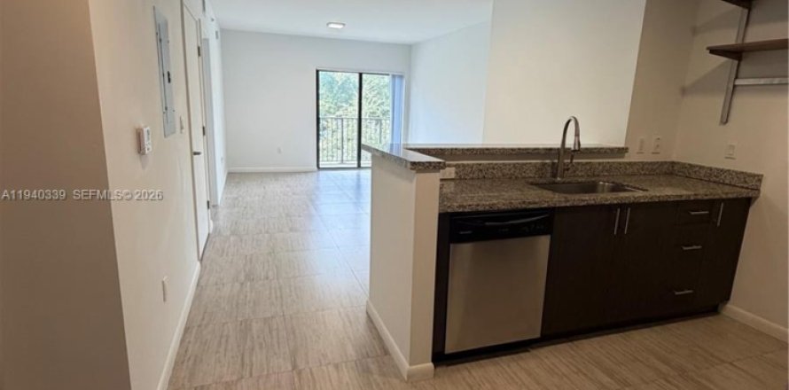 Condo in Miami, Florida, 1 bedroom  № 1998164