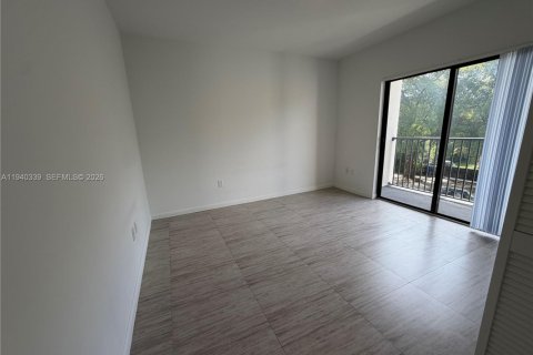 Condo in Miami, Florida, 1 bedroom  № 1998164 - photo 7