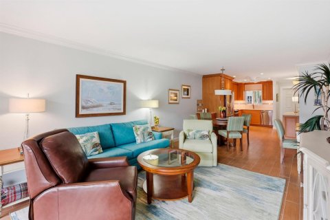 Condo in Hillsboro Beach, Florida, 2 bedrooms № 2394816 - photo 5