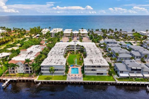 Condo in Hillsboro Beach, Florida, 2 bedrooms  № 2394816